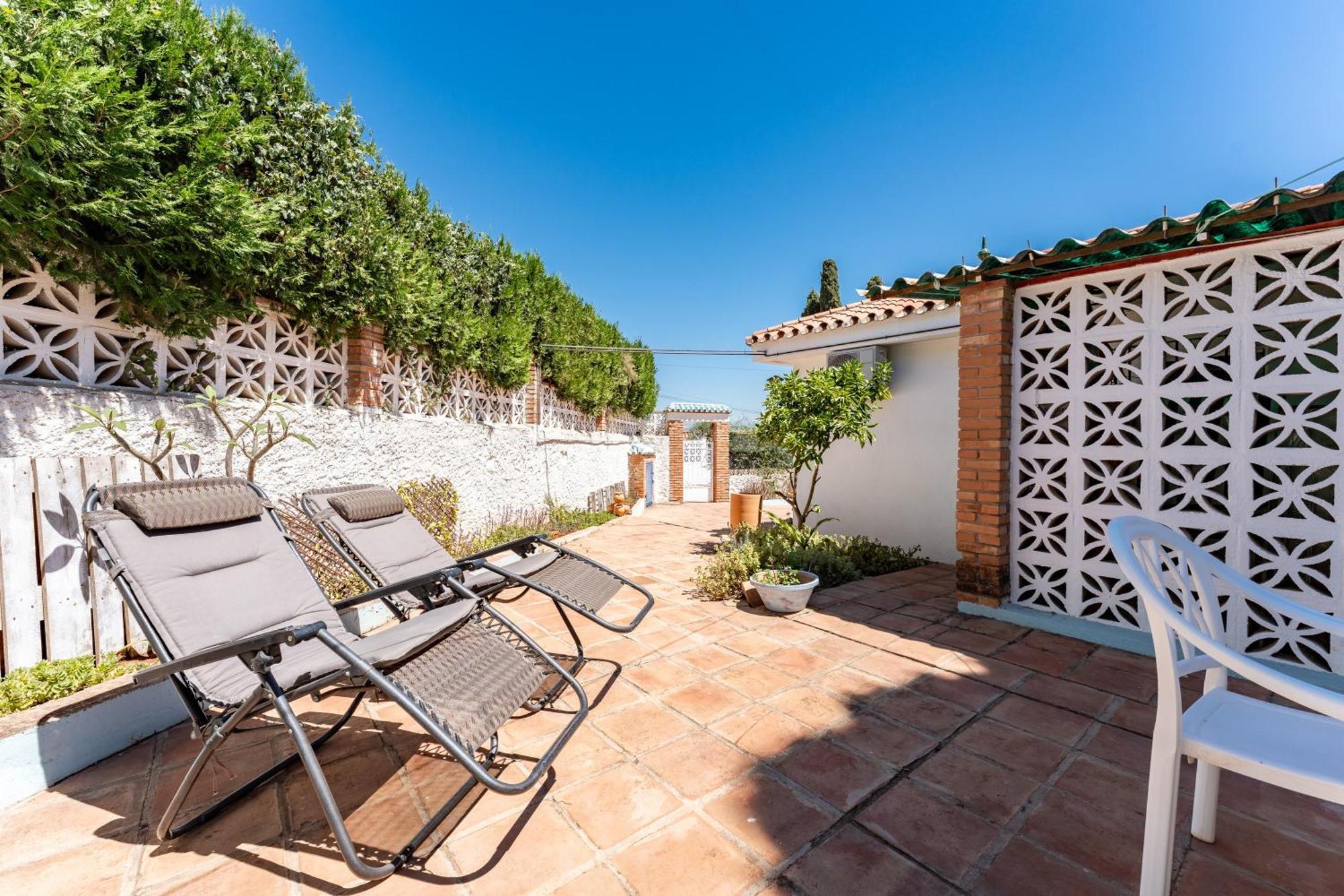 Villa Namaste Alhaurín de la Torre Exterior photo
